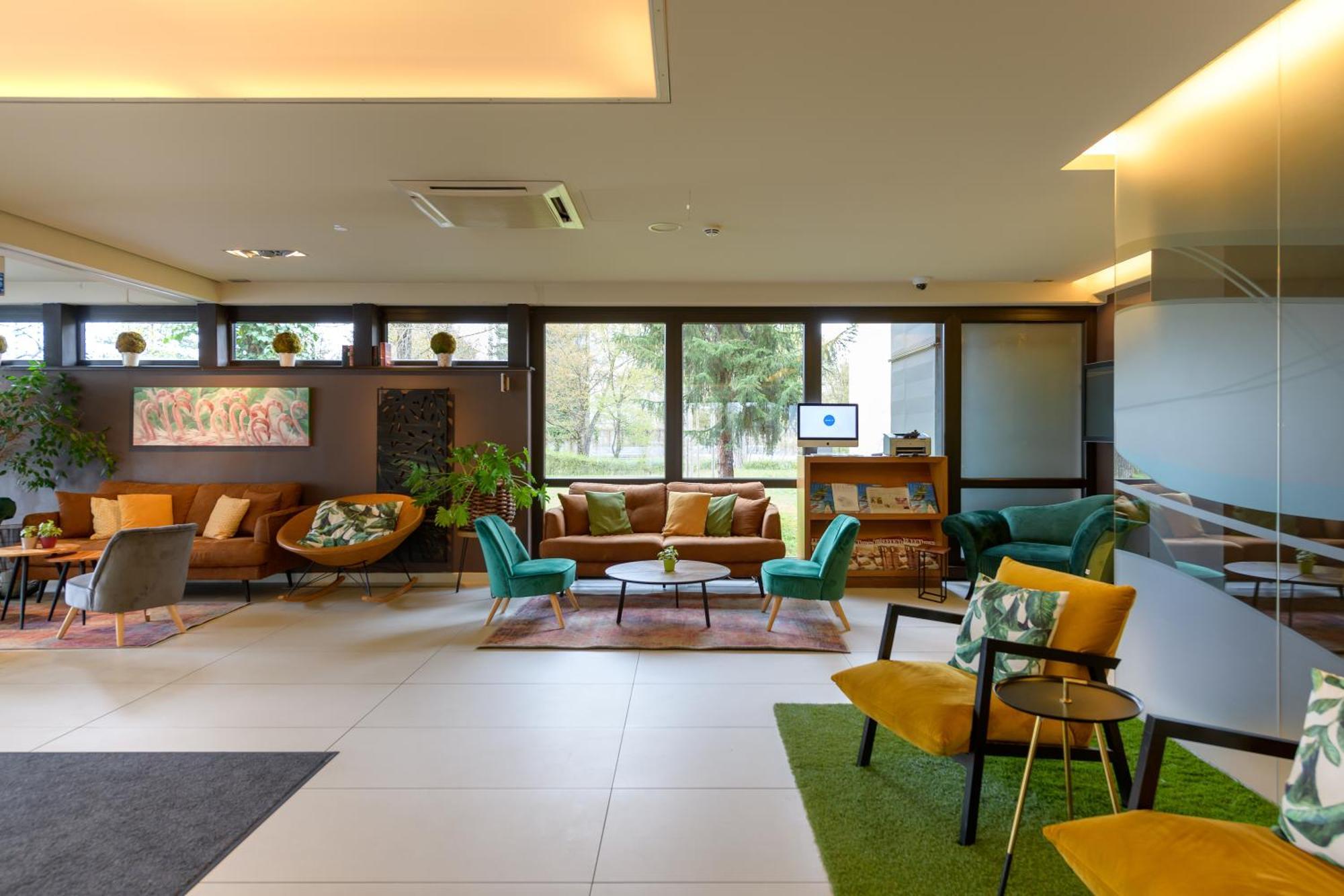 Novotel Am Messezentrum Hotel 4*